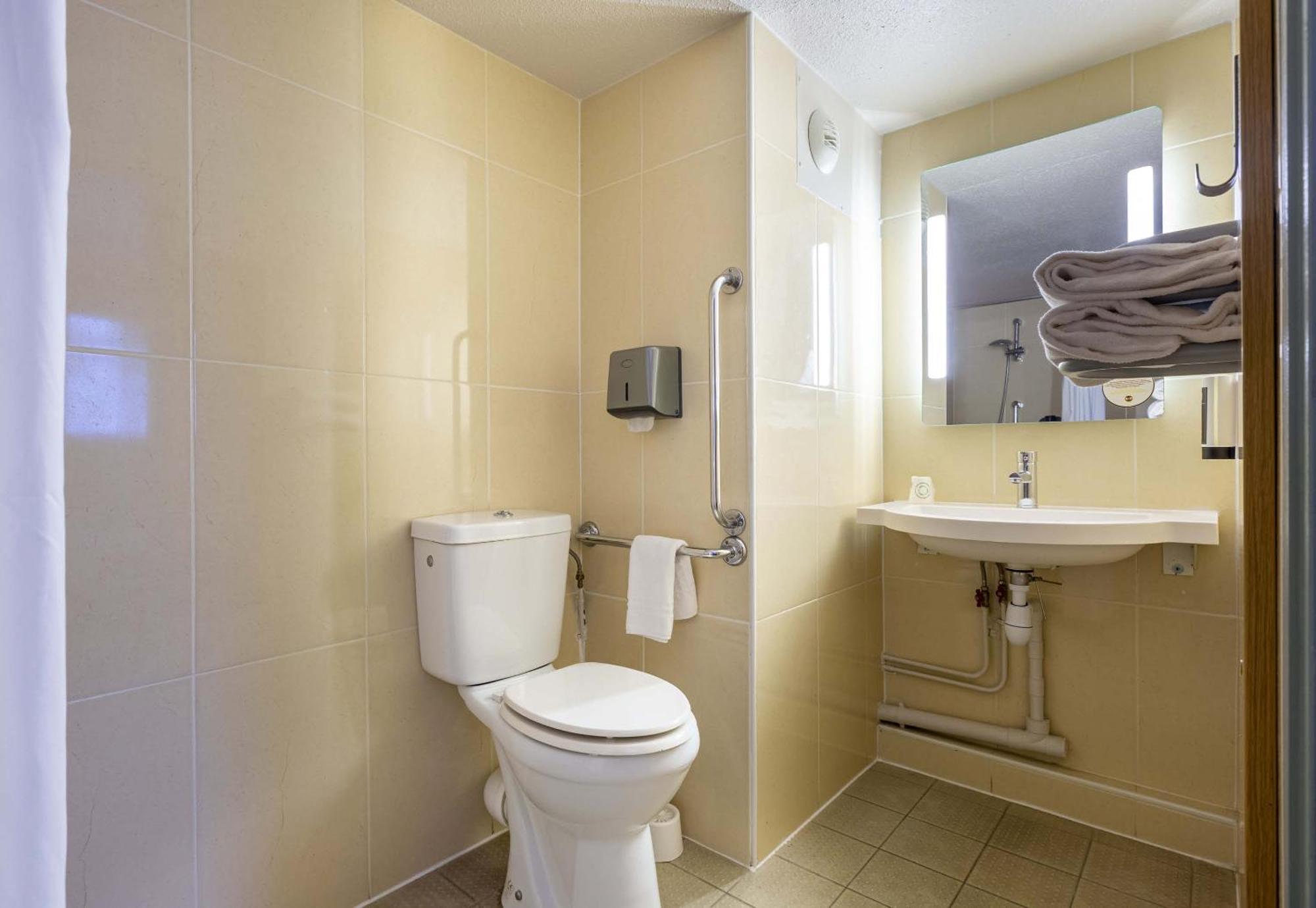 B&B Hotel Chartres Le Forum 르쿠드레이 외부 사진