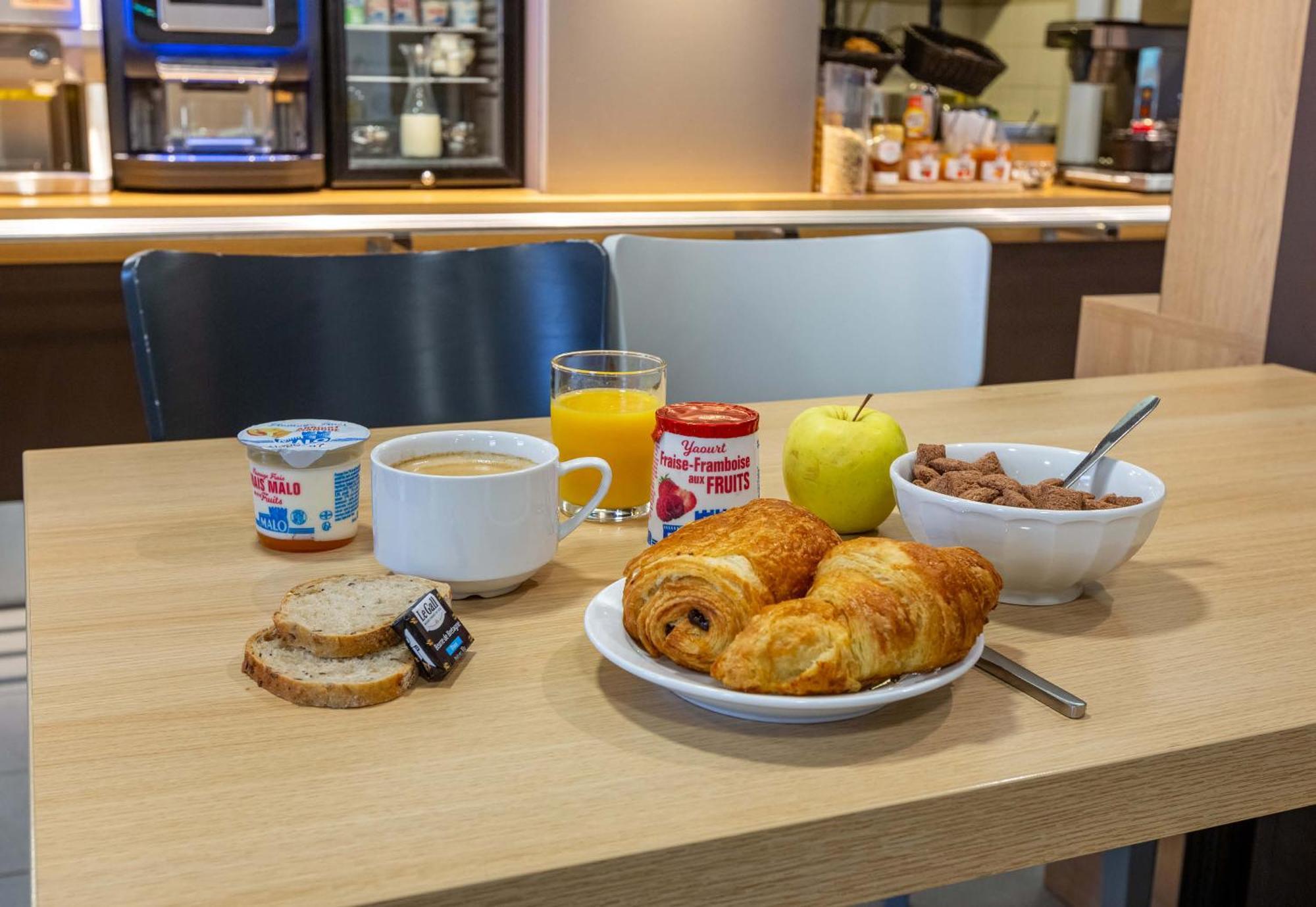 B&B Hotel Chartres Le Forum 르쿠드레이 외부 사진